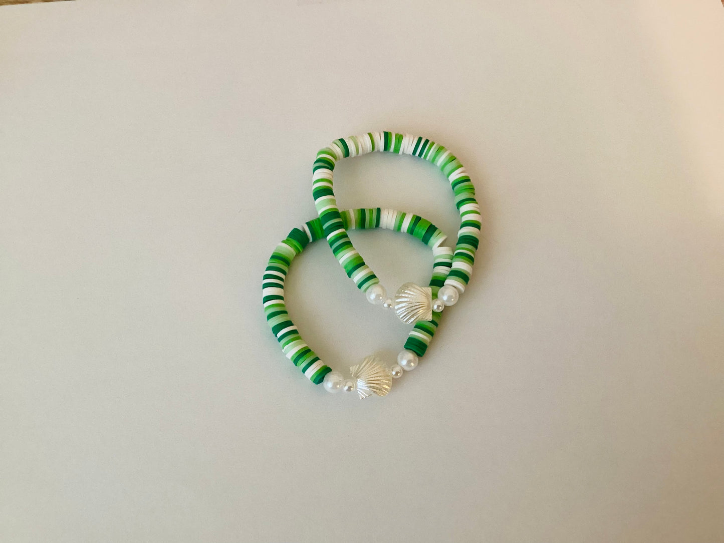 Green Seashell Clay Beaded Bracelet